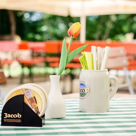 Wallfahrts-gaststaette Heilbruennl イン ローディング